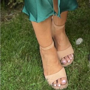 Lucky Brand Leather Sandals / Heels